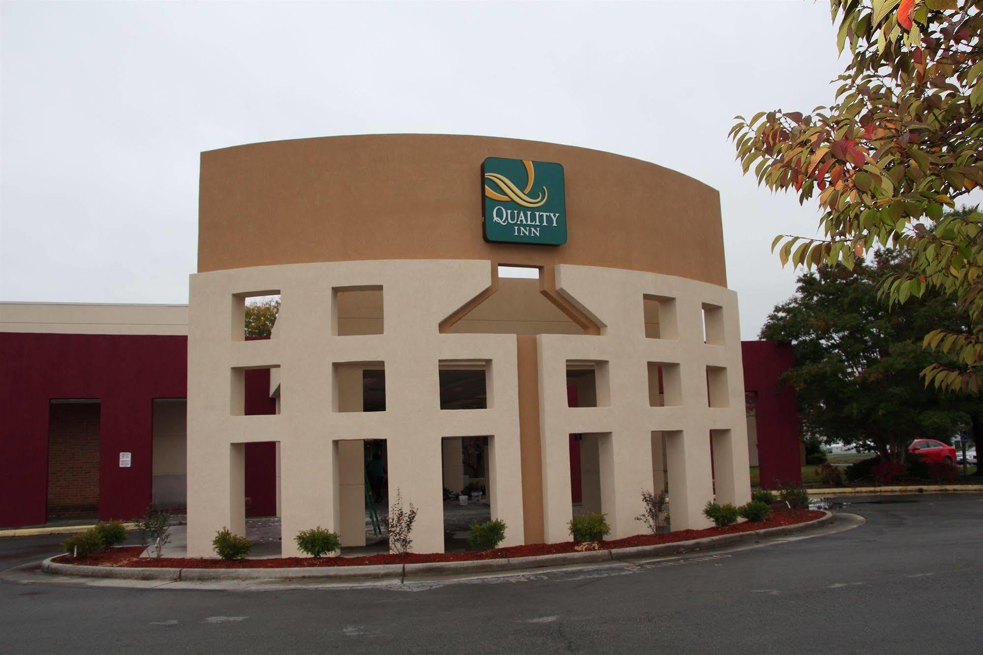 Quality Inn Roanoke Airport Экстерьер фото
