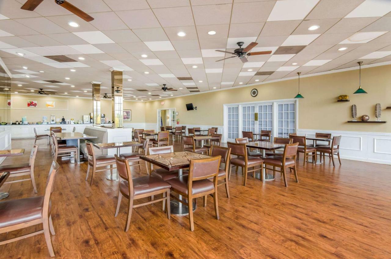 Quality Inn Roanoke Airport Экстерьер фото