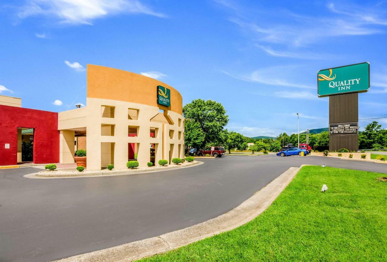 Quality Inn Roanoke Airport Экстерьер фото